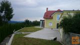 iščemo osebo za čiščenje prostorov v hiši in likanje perila