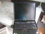 IBM ThinkPad R40 prenosni računalnik