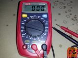 DIGITALNI MERILNI INŠTROMENT VOLTMETER AMPERMETER